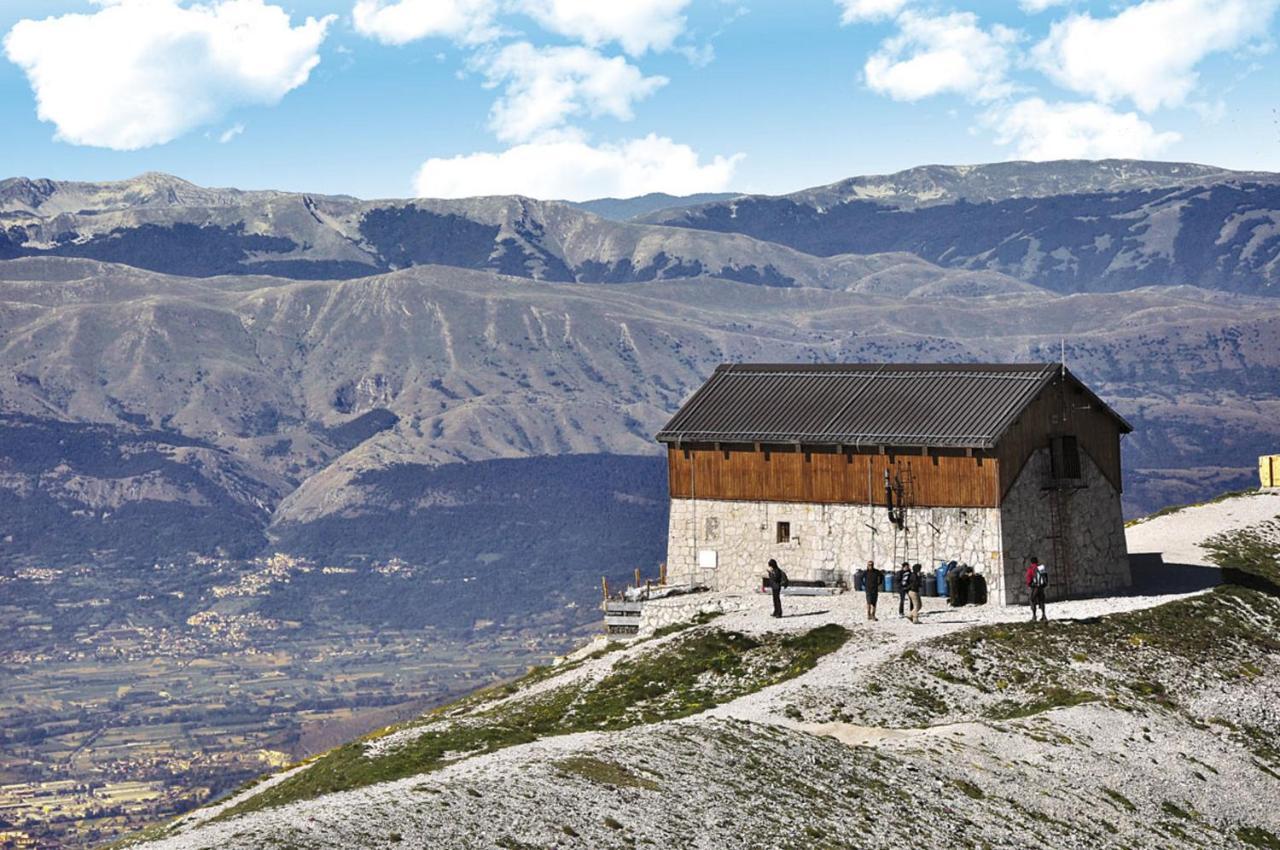 Complesso Turistico Aurora - Appartamenti Poggio Picenze Exteriér fotografie