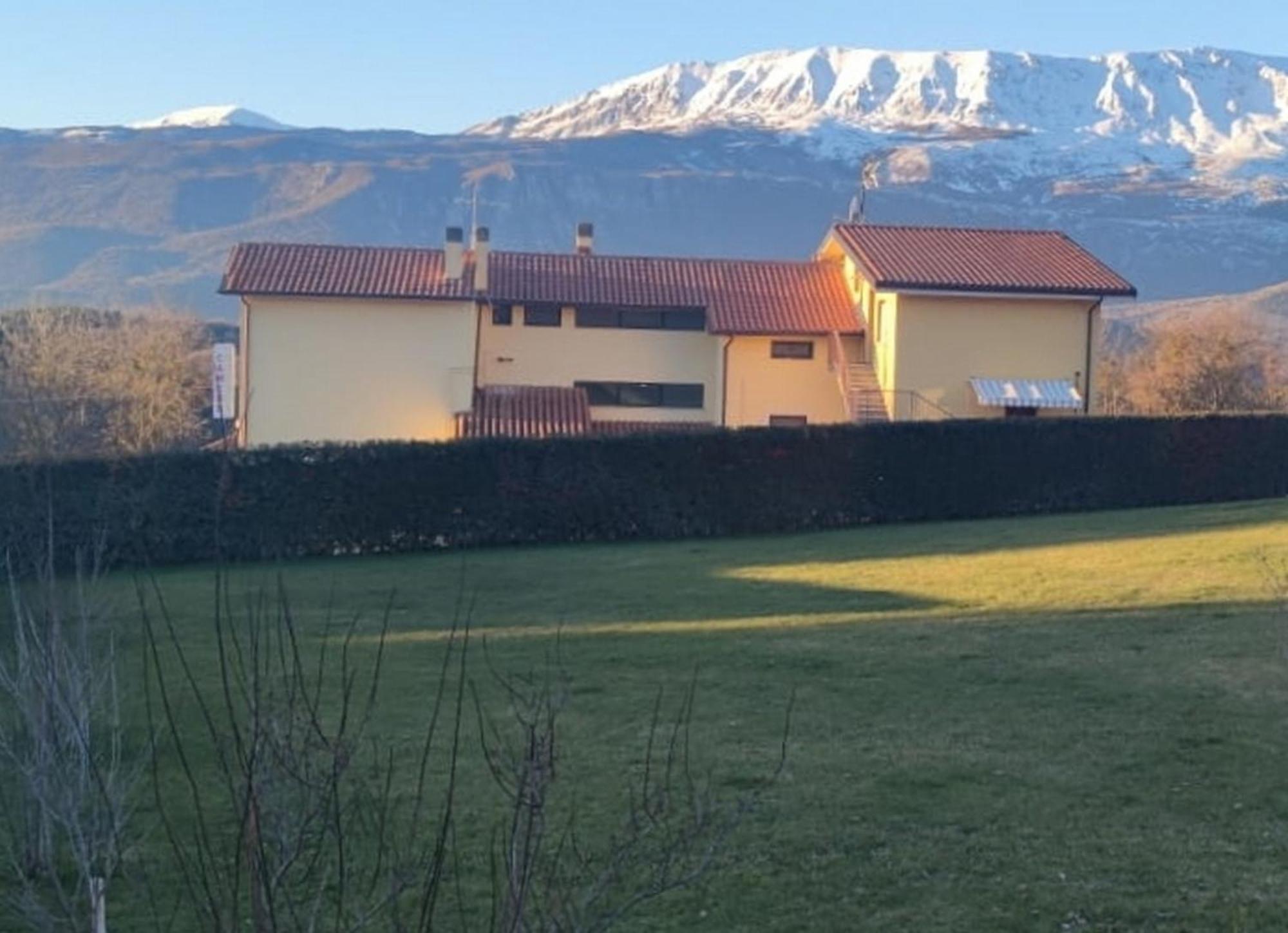 Complesso Turistico Aurora - Appartamenti Poggio Picenze Exteriér fotografie