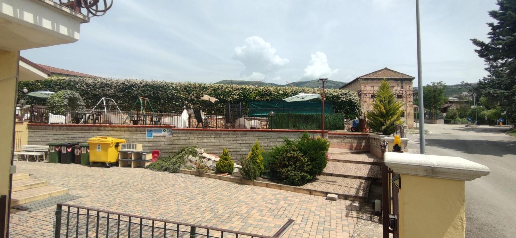 Complesso Turistico Aurora - Appartamenti Poggio Picenze Exteriér fotografie