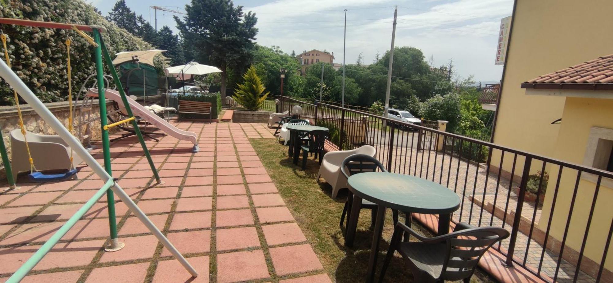 Complesso Turistico Aurora - Appartamenti Poggio Picenze Exteriér fotografie